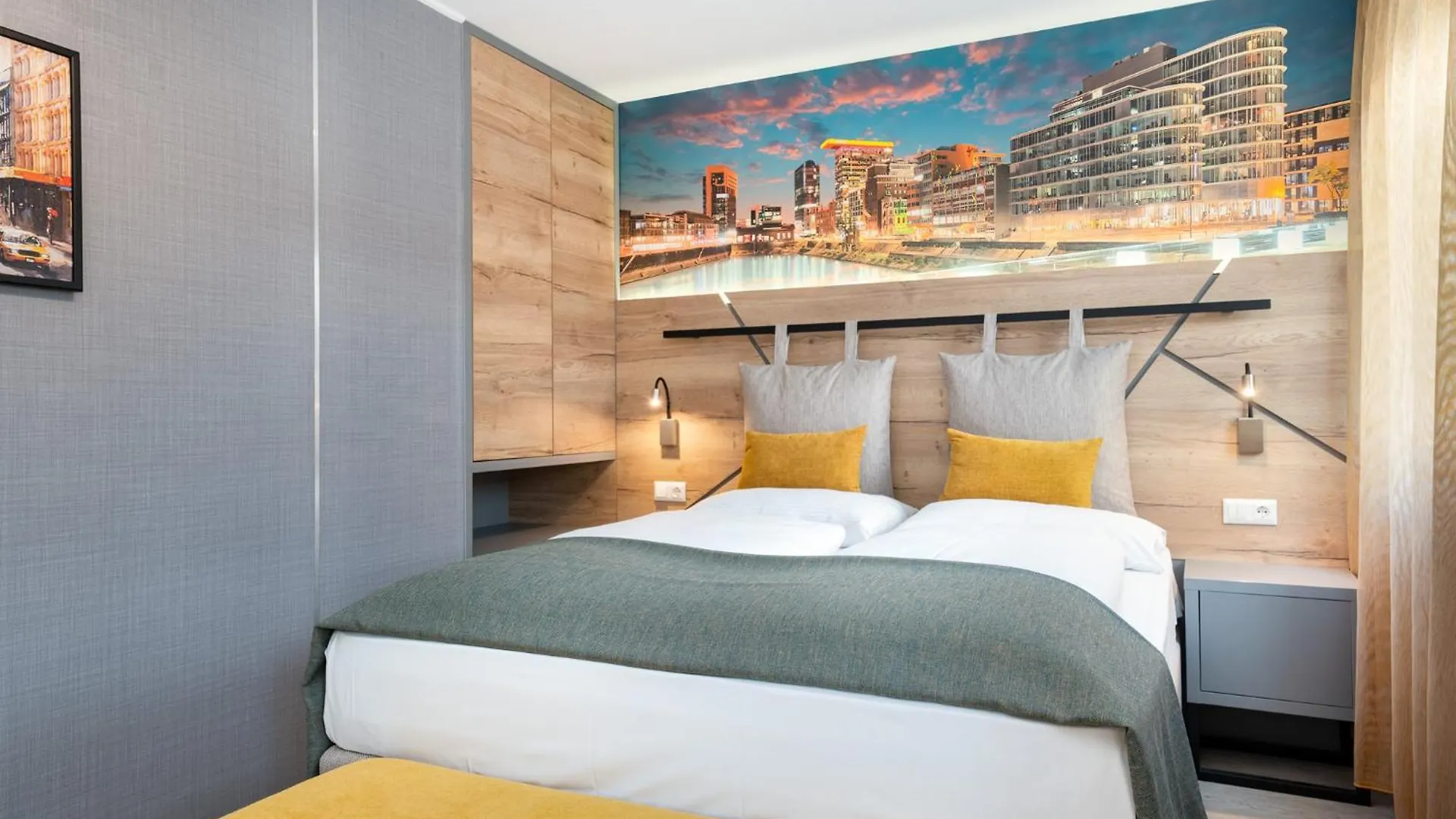 Hotel Am Spichernplatz Дюссельдорф